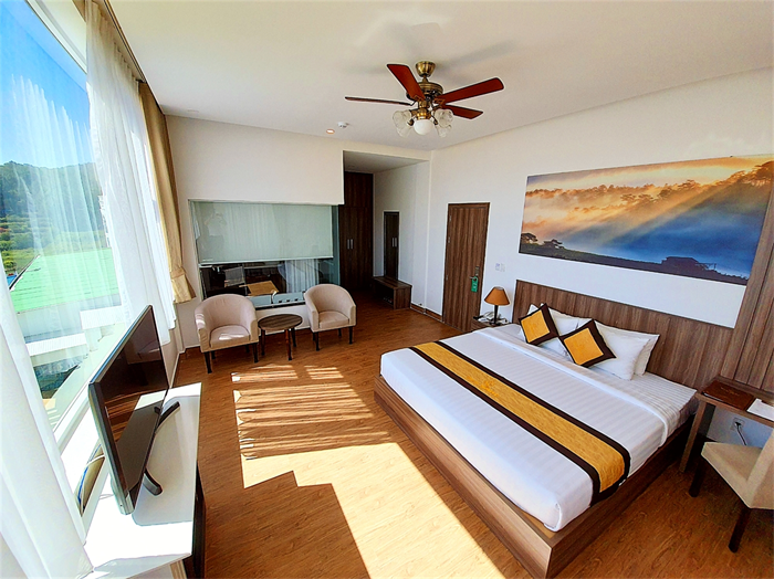 Premier Deluxe Room