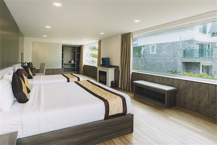 Triple Room